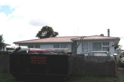 Photo of property in 20 Glen Norman Avenue, Henderson, Auckland, 0610
