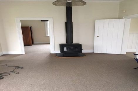 Photo of property in 560a Queen Street East, Levin, 5510