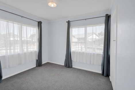 Photo of property in 4 Standish Street, New Plymouth, 4310