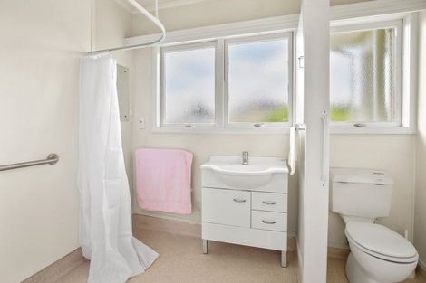 Photo of property in 1 Beerescourt Road, Beerescourt, Hamilton, 3200