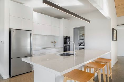 Photo of property in 2 Rangeview Rise, Foxton Beach, Foxton, 4815