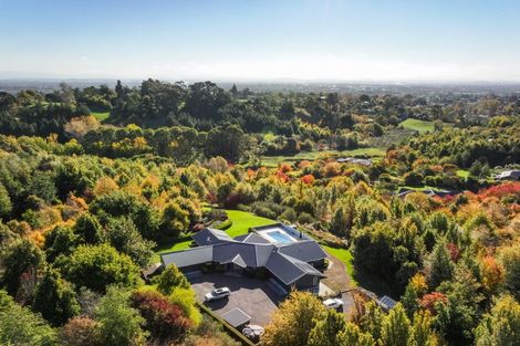 Photo of property in 12 Spur Road, Havelock North, 4130