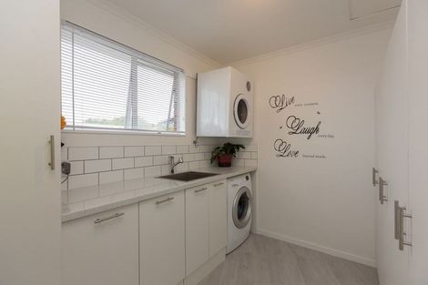 Photo of property in 11 Culzean Grove, Bell Block, New Plymouth, 4312