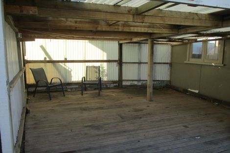 Photo of property in 27 Marine Parade South, Foxton Beach, Foxton, 4815