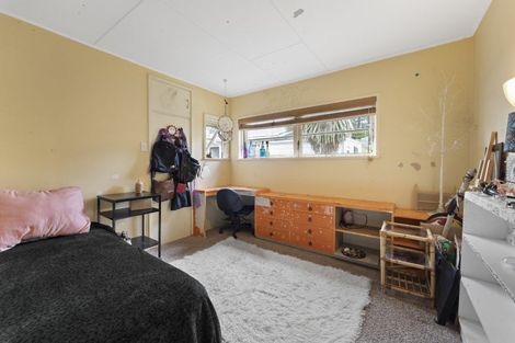 Photo of property in 51 Poplar Avenue, Raumati South, Paraparaumu, 5032