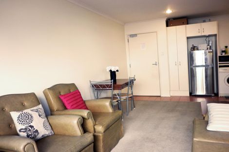 Photo of property in 13c/30 Westward Ho, Glen Eden, Auckland, 0602