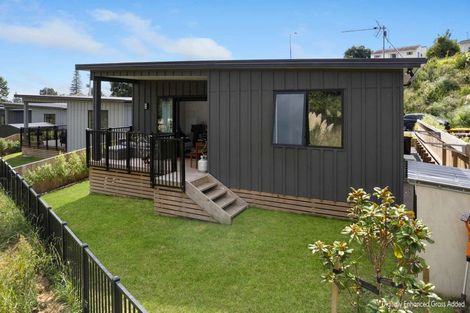 Photo of property in 10 Wrybill Way, Welcome Bay, Tauranga, 3112