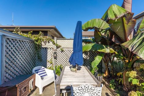 Photo of property in 22 Golf Road, Tahunanui, Nelson, 7011