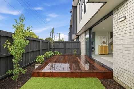 Photo of property in 4/153 Springfield Road, St Albans, Christchurch, 8014