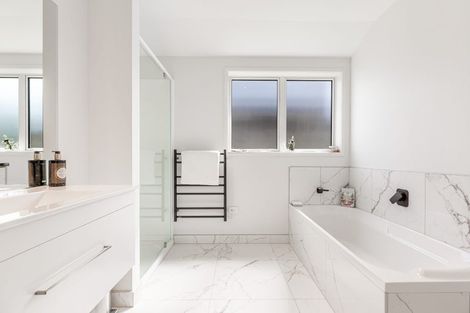 Photo of property in 36 Accolage Boulevard, Kumeu, 0810