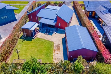 Photo of property in 103 Cashmere Bay Road, Moana, 7875