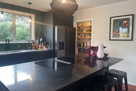 Photo of property in 138 Mana Esplanade, Paremata, Porirua, 5026