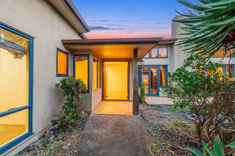 Photo of property in 1 Maghera Drive, East Tamaki, Auckland, 2016