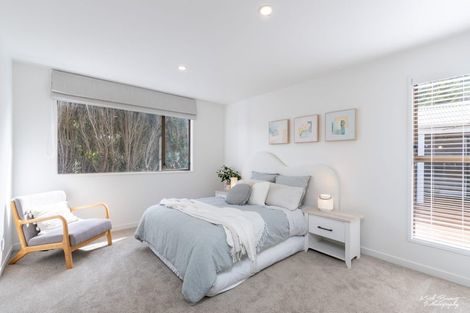 Photo of property in 50 Viewmont Drive, Harbour View, Lower Hutt, 5010