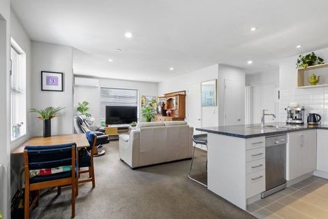 Photo of property in 80 Trafalgar Street, St Albans, Christchurch, 8014