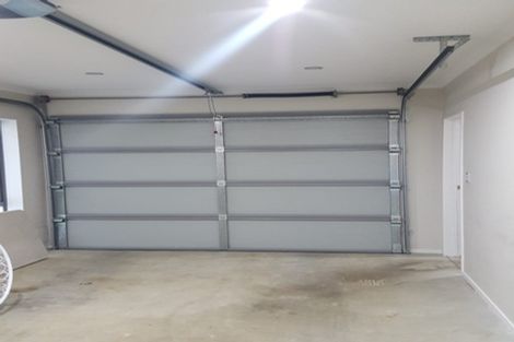 Photo of property in 143a Henderson Valley Road, Henderson, Auckland, 0612