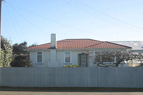 Photo of property in 25 Lower High Street, Marton, 4710