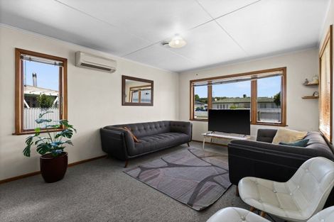 Photo of property in 6 Kauri Street, Taradale, Napier, 4112