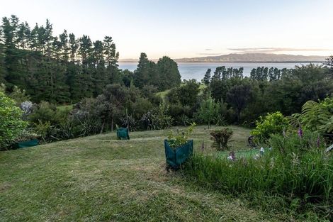 Photo of property in 54 Rotomanu Rise, Western Lake, Featherston, 5773