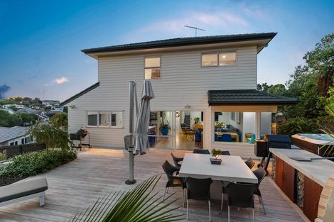 Photo of property in 23 Esther Place, Red Beach, 0932