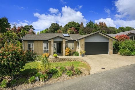 Photo of property in 11 Fendalton Place, Hatfields Beach, Orewa, 0931