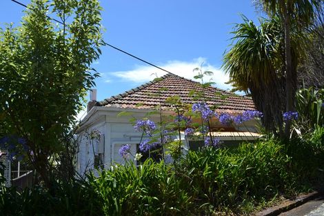 Photo of property in 37 Raroa Road, Kelburn, Wellington, 6012