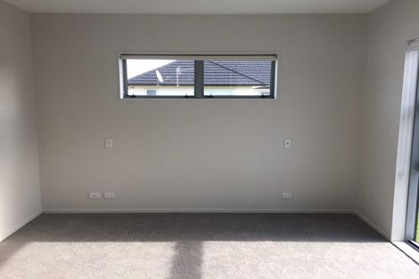 Photo of property in 12 Kaimanawa Road, Karaka, Papakura, 2113