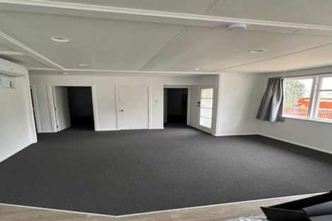 Photo of property in 35 Gilbert Road, Otara, Auckland, 2023