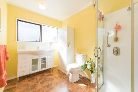 Photo of property in 27 Ranui Road, Stoke, Nelson, 7011