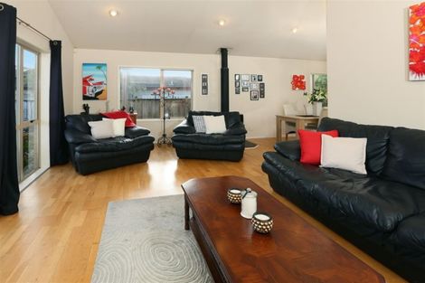 Photo of property in 81 Summerland Drive, Henderson, Auckland, 0612