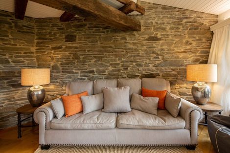 Photo of property in 11 Arrowtown-lake Hayes Road, Lake Hayes, Queenstown, 9371