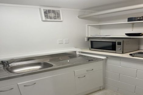 Photo of property in 12 Saratoga Avenue, Herne Bay, Auckland, 1011