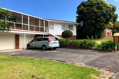 Photo of property in 3 Larne Avenue, Pakuranga Heights, Auckland, 2010