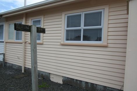 Photo of property in 4/42 Egmont Street, Hawera, 4610