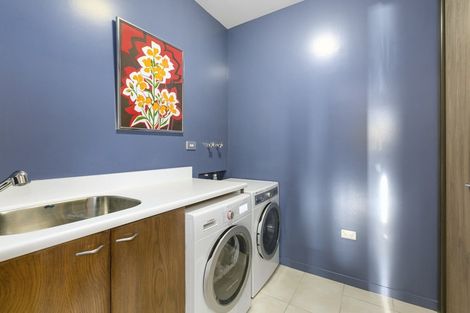 Photo of property in 175 Doon Street, Waverley, Dunedin, 9013