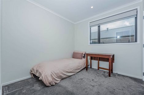 Photo of property in 14 Wai Place, Westgate, Auckland, 0614