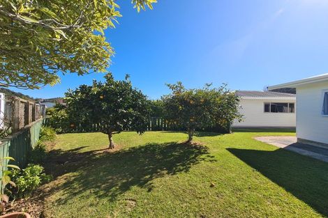 Photo of property in 1 Allman Drive, Coromandel, 3506