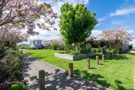 Photo of property in 8 Divide Loop, Takanini, 2112