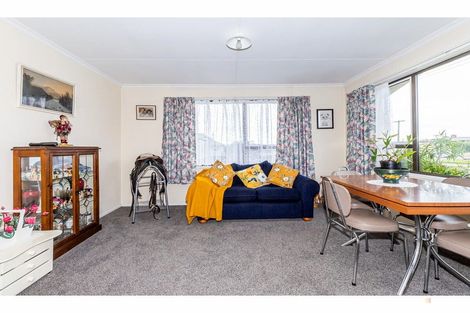 Photo of property in 5-5a Rugby Street, Waimate, 7924