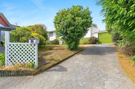 Photo of property in 4 Kivell Street, Ranui, Porirua, 5024