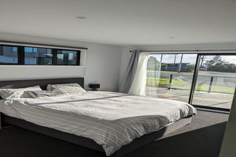 Photo of property in 3 Aquarius Lane, Langs Beach, 0582