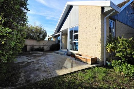 Photo of property in 1 Birdling Place, Halswell, Christchurch, 8025