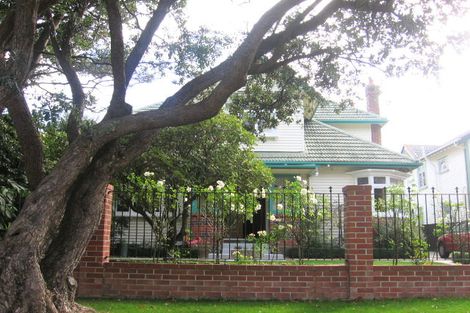 Photo of property in 17 Saint Albans Grove, Woburn, Lower Hutt, 5010