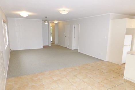Photo of property in 11b Ross Crescent, Orewa, 0931