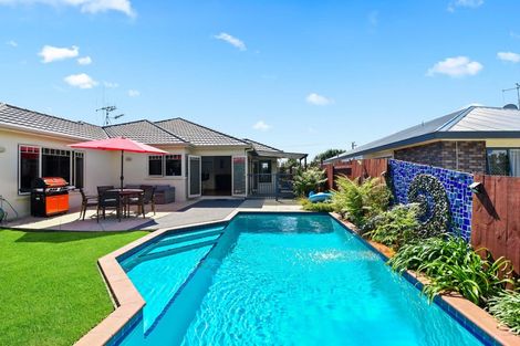 Photo of property in 37 Church Road, Pukete, Hamilton, 3200