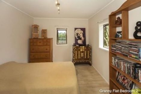 Photo of property in 145 Weatherly Road, Torbay, Auckland, 0630