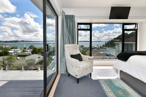 Photo of property in 47 De Luen Avenue, Tindalls Beach, Whangaparaoa, 0930
