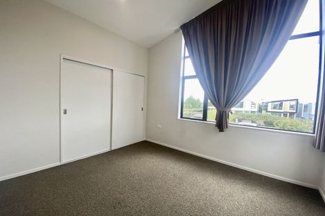 Photo of property in 71 Battalion Drive, Papakura, 2110