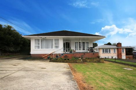 Photo of property in 32 Kelwyn Road, Kelston, Auckland, 0602