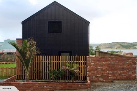 Photo of property in 2b Mason Street, Onerahi, Whangarei, 0110